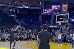 庫里的賽前訓練，有時候真感覺比看一場NBA比賽還過癮~