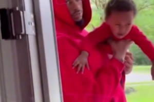 楊瀚森此前：玩2K最愛用姚明，和翻譯玩能打爆他！