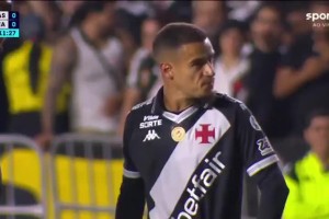 第二春？庫鳥這腳任意球破門真絕了，回到巴甲狀態不俗