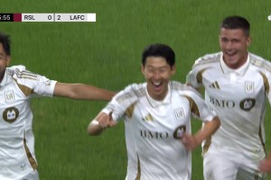 純純降維打擊！孫興慜遠射世界波，16分鐘就已雙響破門