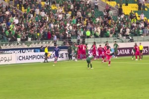 換個角度看看國安與河內球員場邊沖突