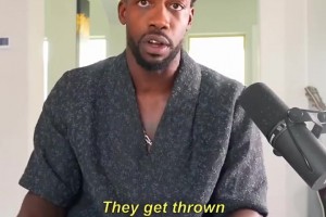 正面交火！貝弗利破防回應(yīng)特雷-楊：每個看到你的人都會被解雇！