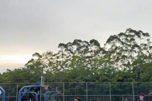 不是哥們！我都沒準備好你能扣這些動作