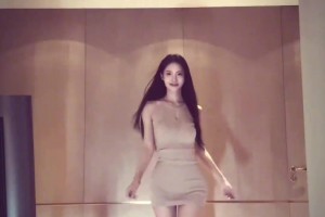 短裙大長腿！美女登密盼盼：除了我還有哪個180姐姐跳舞給你看