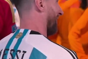 封神戰(zhàn)之一！世界杯面對德容，梅西全力以赴迎戰(zhàn)小迷弟！