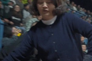 沒(méi)有一個(gè)不銹鋼盆能走出村BA...