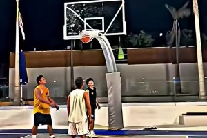 名場面！張鎮麟主動要球，出現空位卻不投，喬帥在場邊都氣炸了！