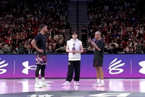 被網友瘋狂吐槽！去年庫里中國行，主辦方讓一個日本人教庫里說中文