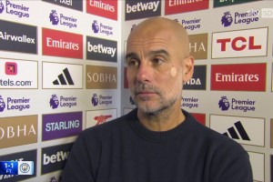 當(dāng)年甲亢哥第一個(gè)起身為梅西獲得第8個(gè)金球獎(jiǎng)而鼓掌