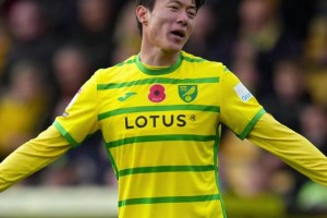 非法拍攝性愛視頻被判刑，韓國國腳黃義助被韓國足協永久禁足