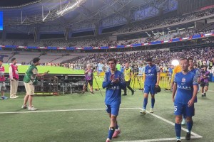 斯盧茨基:球隊的比賽質量不比對手差，相信申花是有能力的隊伍