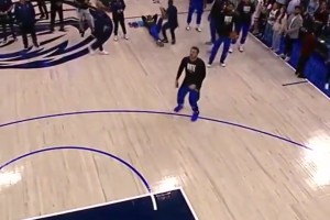 夢八動員大會！08奧運，科比和詹姆斯隊內發表講話激勵隊友！