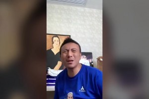 快氣哭了！武磊單刀摔倒讓毛劍卿上海話爆粗：XXX，哪能了？