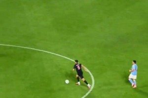 即將退役！布教授昨天還貢獻手術刀直塞助攻梅西