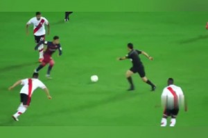 當(dāng)內(nèi)馬爾踢高興了，踢的是最純粹的桑巴足球！