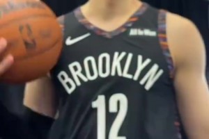 籃網最新訓練：曾凡博快攻秀炸扣全力沖擊雙向合同