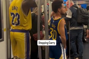 震驚！“老詹”竟與“庫里”一起坐地鐵