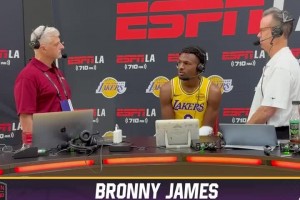 湖人媒體日 布朗尼吐槽老爹：整個更衣室就他最吵~