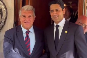 友好巴黎主席納賽爾與巴薩主席拉波爾塔賽前聚餐