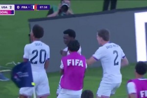 完勝！最后時刻7分鐘3球！U20世青賽美國3-0法國2連勝晉級！