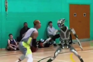 以后是不是都不需要陪練啦？