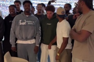 天生的衣服架子！近距離感受威少的滿分身材！