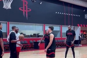 這個確實稀罕！杜蘭特罕見在訓練中罰丟一球