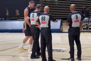 掘金邀請了NBA主裁來吹罰隊內訓練！約基奇與其進行了一番交涉