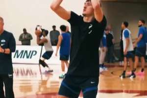 獨行俠狀元弗拉格投籃訓練！這出手動作怎么說？