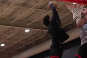 連線！杜蘭特突分助攻阿門 滯空小拉桿暴扣