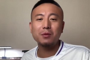 毛劍卿：老把梅西當什么球王，就和C羅是絕代雙驕，馬拉多納才是