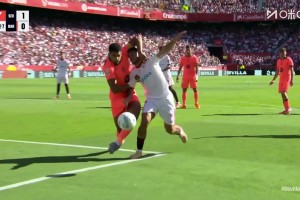 沒必要??！阿勞霍禁區送點，桑切斯點射弒舊主瘋狂慶祝