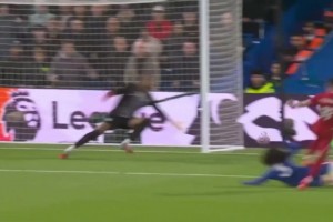 國外球迷：這球薩拉赫都不進！維爾茨受到了不公平的批評