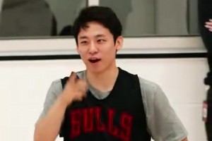 牌還是不錯的！公牛隊訓練營花絮！努力防守的河村！