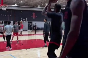 信手拈來！杜蘭特訓練底角三分彈無虛發