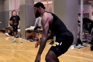 帶三隊奪冠！楊毅：詹姆斯雖沒有一人一城 但他走的是自己的路