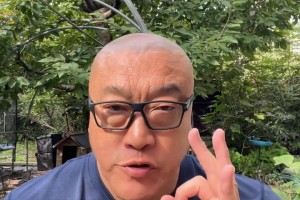 馬?。赫材匪雇艘鄹怕实?！很可能宣布再戰(zhàn)2-3年！或商業(yè)大事件