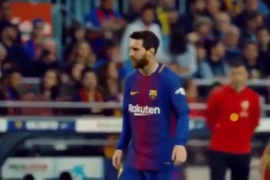 高山流水！名場面：瓜迪奧拉解析場上散步的梅西！球王的思考！