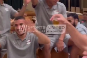 薩拉赫梅開二度率埃及晉級世界杯！賽后和隊友跳舞慶祝
