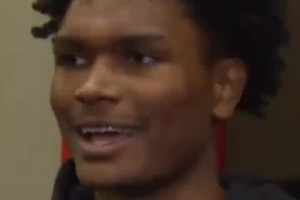 阿門談和杜蘭特搭檔：啥時我想刷助攻了 把球傳給他就行了~