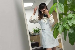 咋還有換裝哈！美女主播小七：楊瀚森首秀 一起期待小楊的未來~