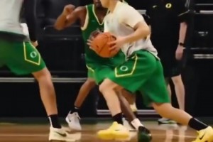 傳統(tǒng)籃球強(qiáng)校！林葳在俄勒岡大學(xué)的合練！