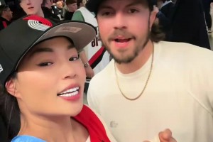 今天真牛！在波特蘭的博主珠姐現場教球迷用中文說：楊瀚森牛皮~