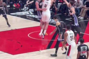 燃炸楊瀚森絲滑背運+背轉身夢幻腳步上進！給尤班克斯上課！