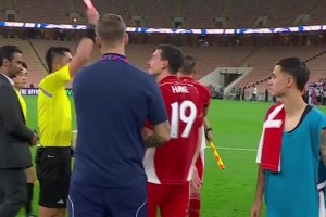 非常不滿！印尼球員賽后怒噴馬寧，馬寧不慣著直接出示紅牌！