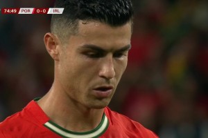 可惜了！特林康傳中造點球！C羅主罰點球被凱萊赫用腳擋出！