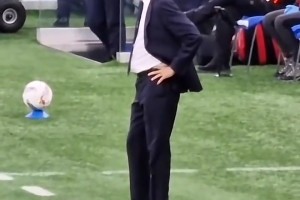 重溫小因扎吉國米名場面：突然鬼畜嚇第四官員一跳