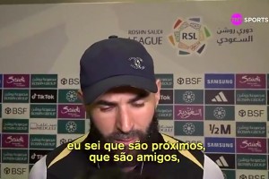 西甲官方轉(zhuǎn)推：安東尼賽前熱身時這次過人令人膽寒