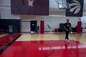 簡直是醫學奇跡！跟腱撕裂5個月的塔圖姆，現在已經可以暴扣了！