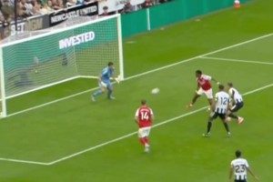 當絲滑配合遇上頂級撲救！阿森納這次配合已經夠逆天了，沒想到..